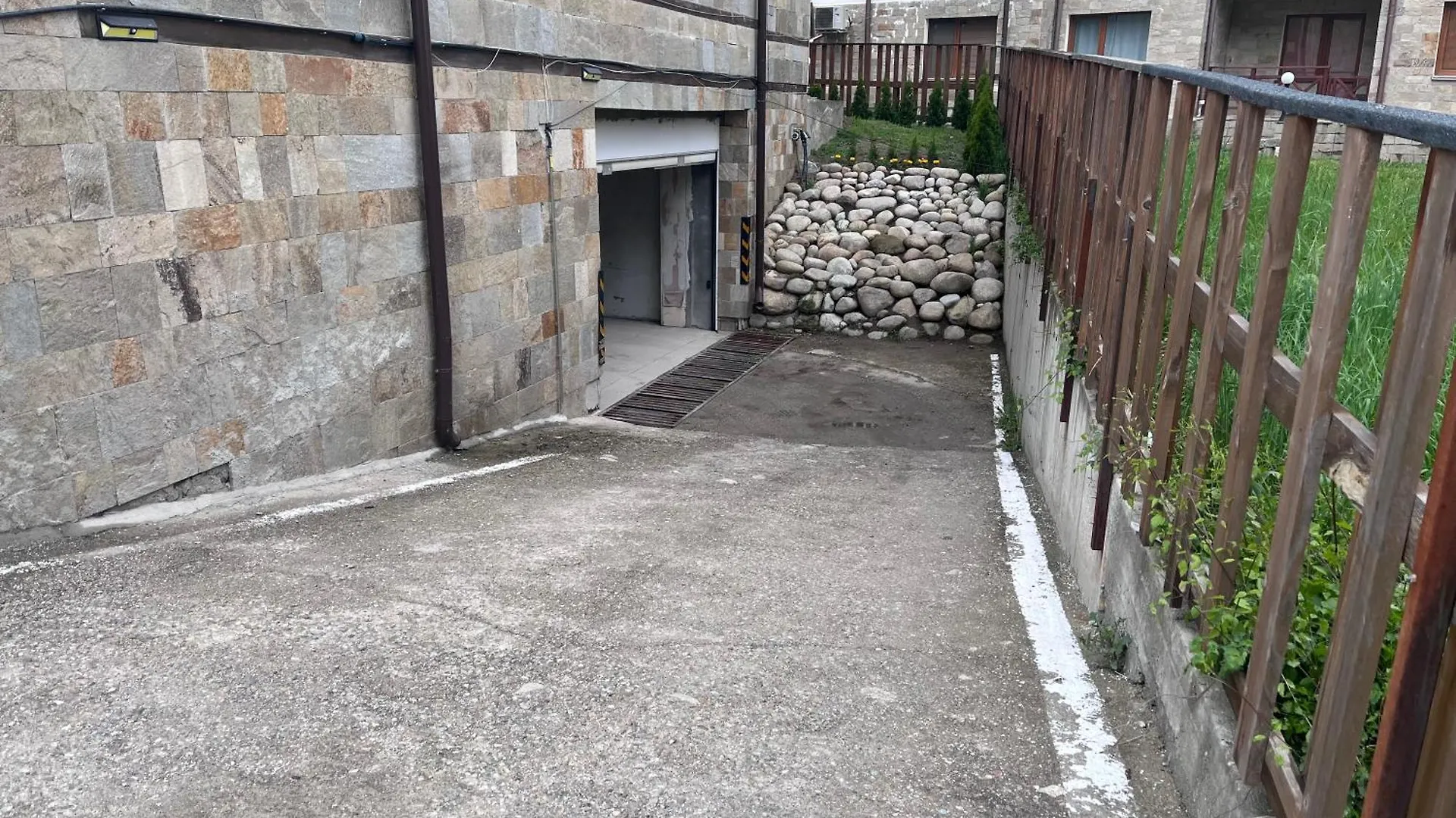 アパート Mountain Cedar Pine 1 Bedroom Apt Near Ski Gondola バンスコ ブルガリア